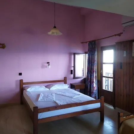 Triple Studio Room In Mylopotamos Beach Tsangarada Exterior photo