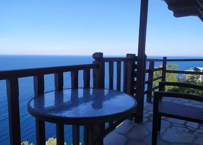 Triple Studio Room In Mylopotamos Beach